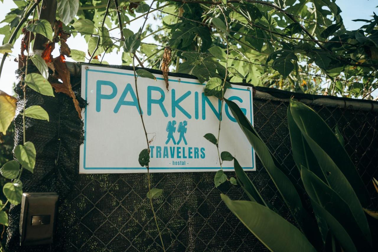 Hostal & Cafe Travelers ซานติอาโก ภายนอก รูปภาพ